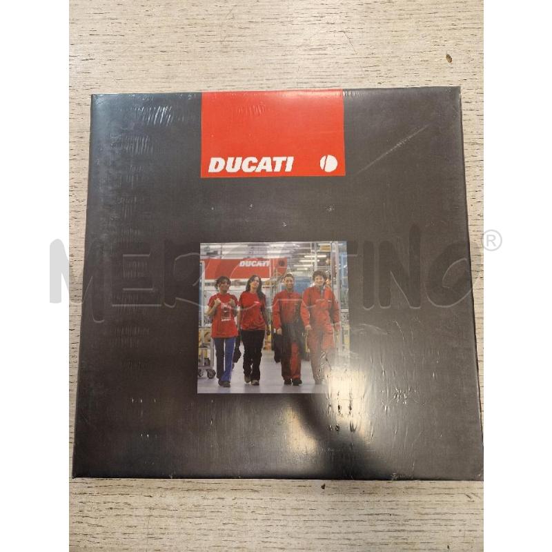 DUCATI FACTORY YEAR BOOK 2004 | Mercatino dell'Usato Bologna 1