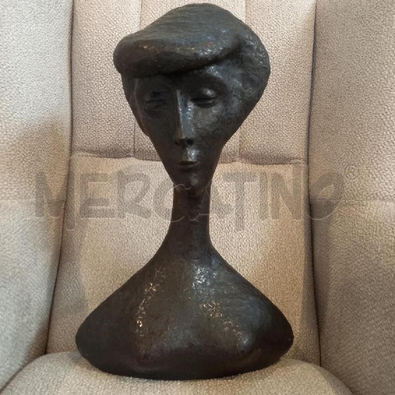 FIGURA FEMMINILE CERAMICA DELLO SCULTORE RENAUD MARTELLI | Mercatino dell'Usato Bologna 1