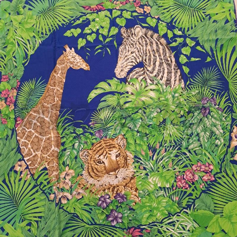 FOULARD FERRAGAMO SETA JUNGLE BLUETTE VERDE | Mercatino dell'Usato Bologna 1