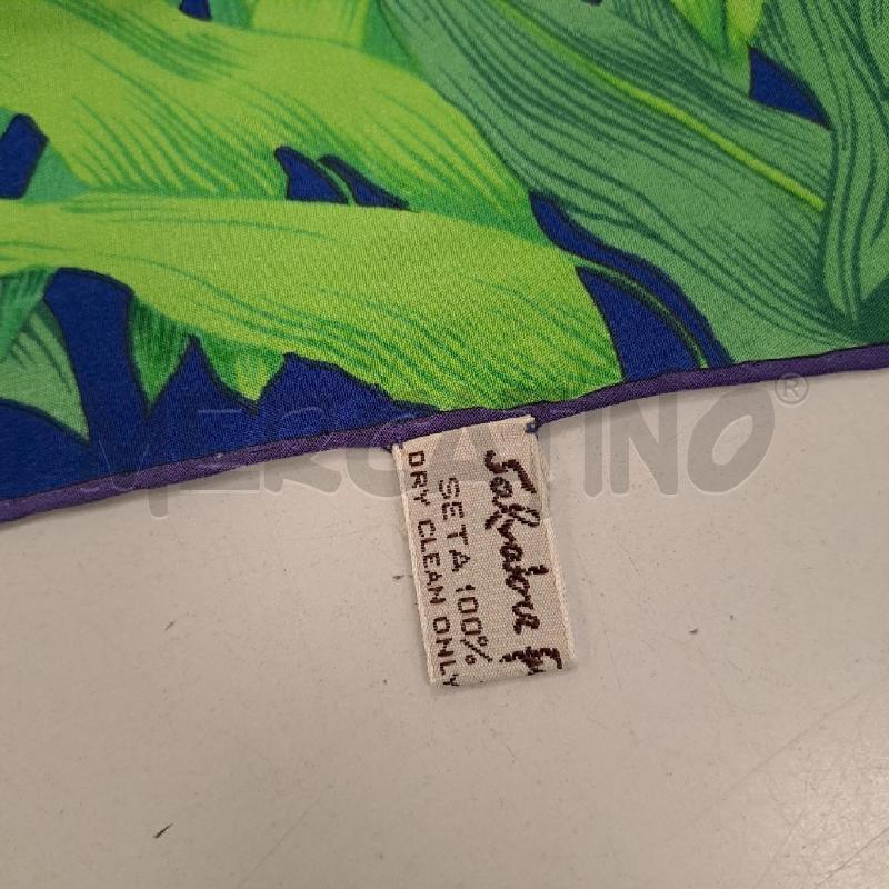 FOULARD FERRAGAMO SETA JUNGLE BLUETTE VERDE | Mercatino dell'Usato Bologna 2