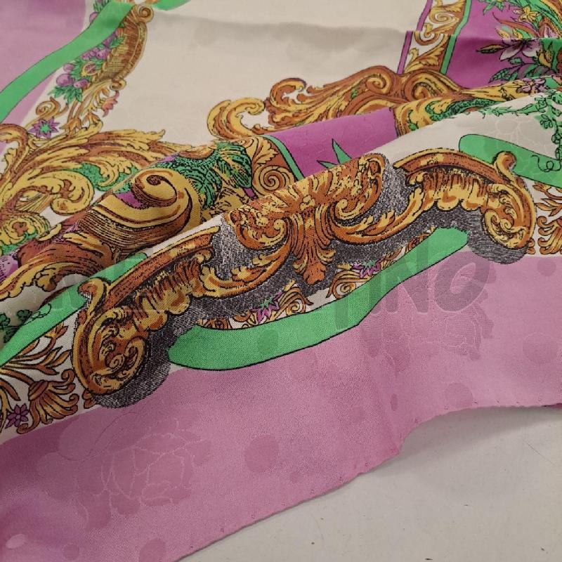 FOULARD GIANNI VERSACE ROSA FANTASIA | Mercatino dell'Usato Bologna 3