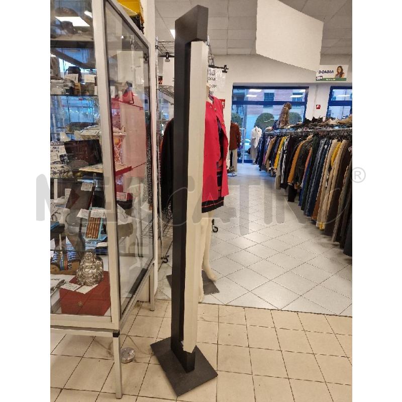 LAMPADA DA TERRA GIREVOLE   ARA  BY   ILARIAMARELLI | Mercatino dell'Usato Bologna 2
