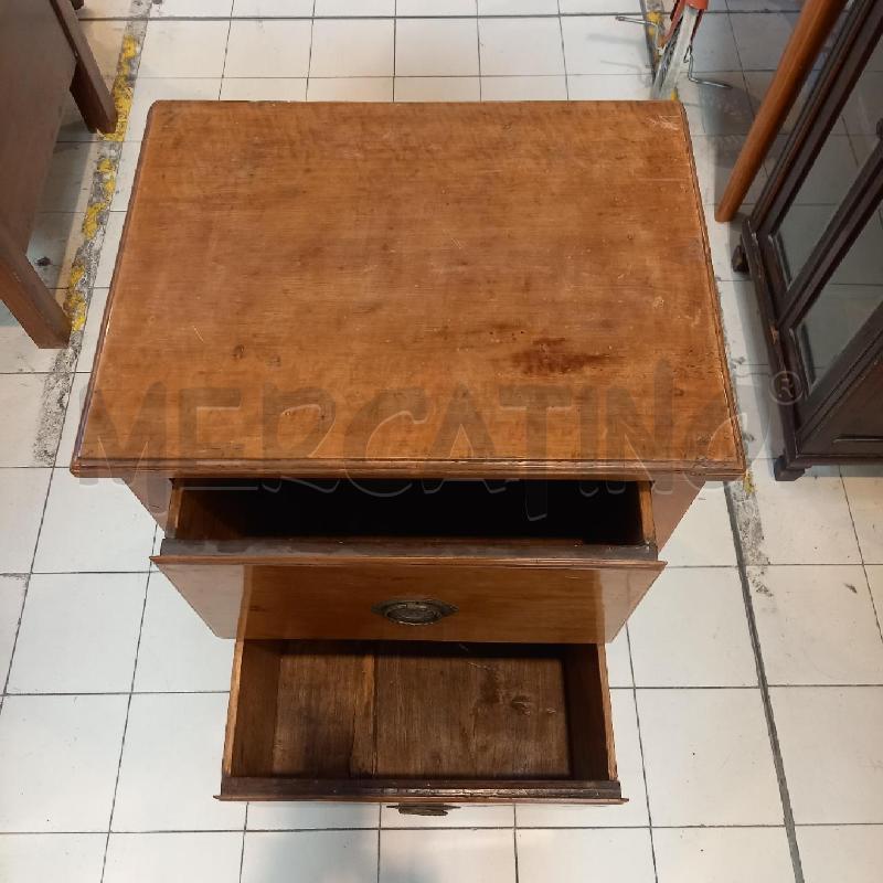 MOBILETTO VECCHIO 2 CASSETTI | Mercatino dell'Usato Bologna 2