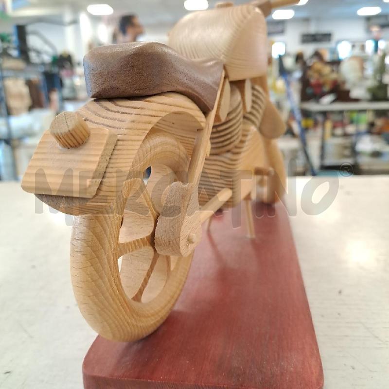 MODELLINO MOTO LEGNO VFT | Mercatino dell'Usato Bologna 4