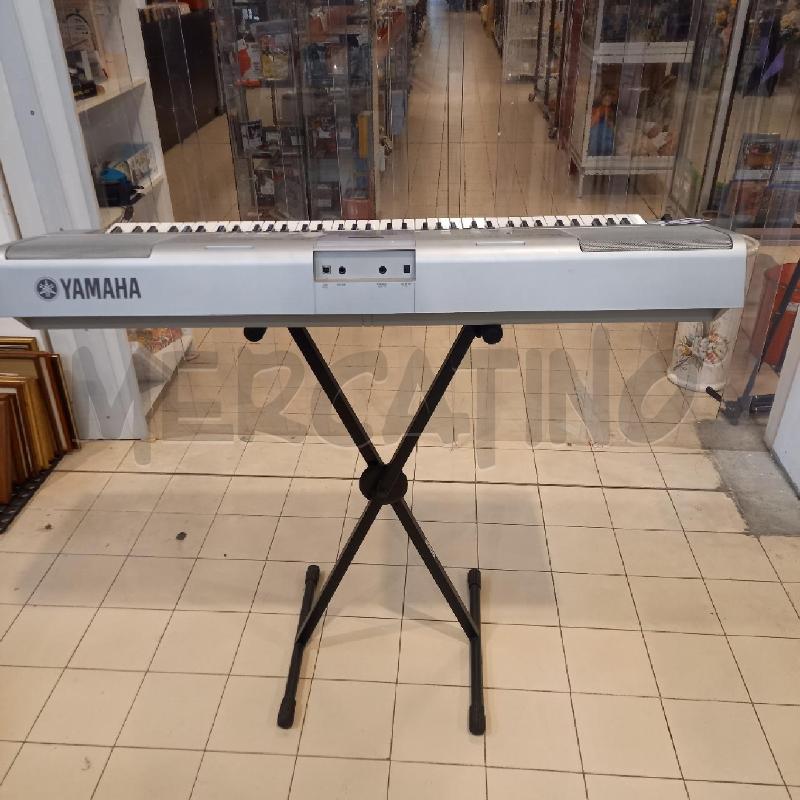 PIANO ELETTRICO YAMAHA DGX 205 | Mercatino dell'Usato Bologna 2