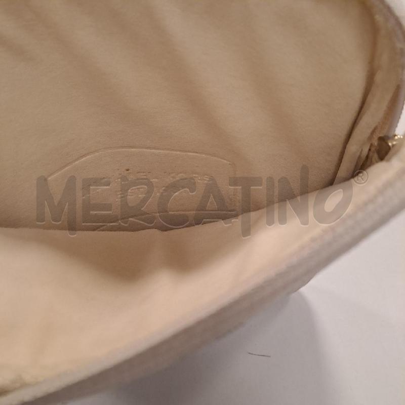 PORTA IPAD MICHAEL KORS AVORIO MONOGRAM | Mercatino dell'Usato Bologna 2