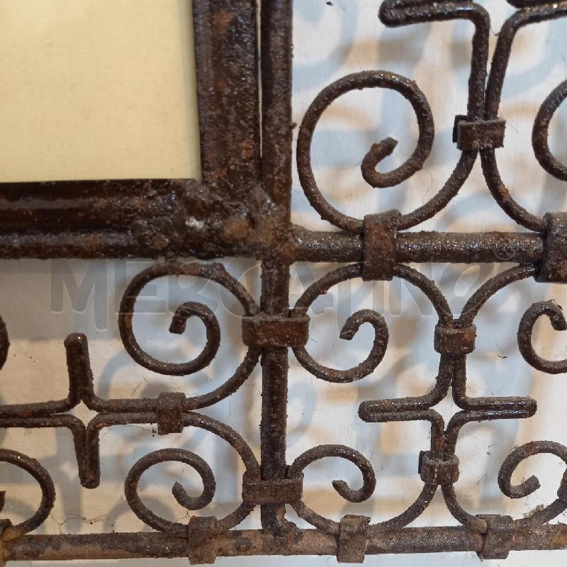 QUADRETTO CORNICE FERRO QUADRATA | Mercatino dell'Usato Bologna 3