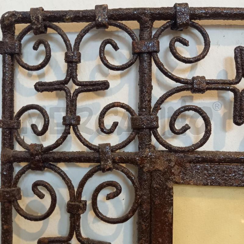 QUADRETTO CORNICE FERRO QUADRATA | Mercatino dell'Usato Bologna 4