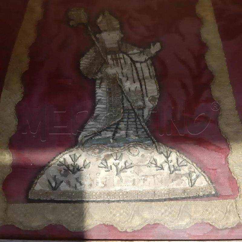 QUADRO VESCOVO RICAMO ANTICO  | Mercatino dell'Usato Bologna 3