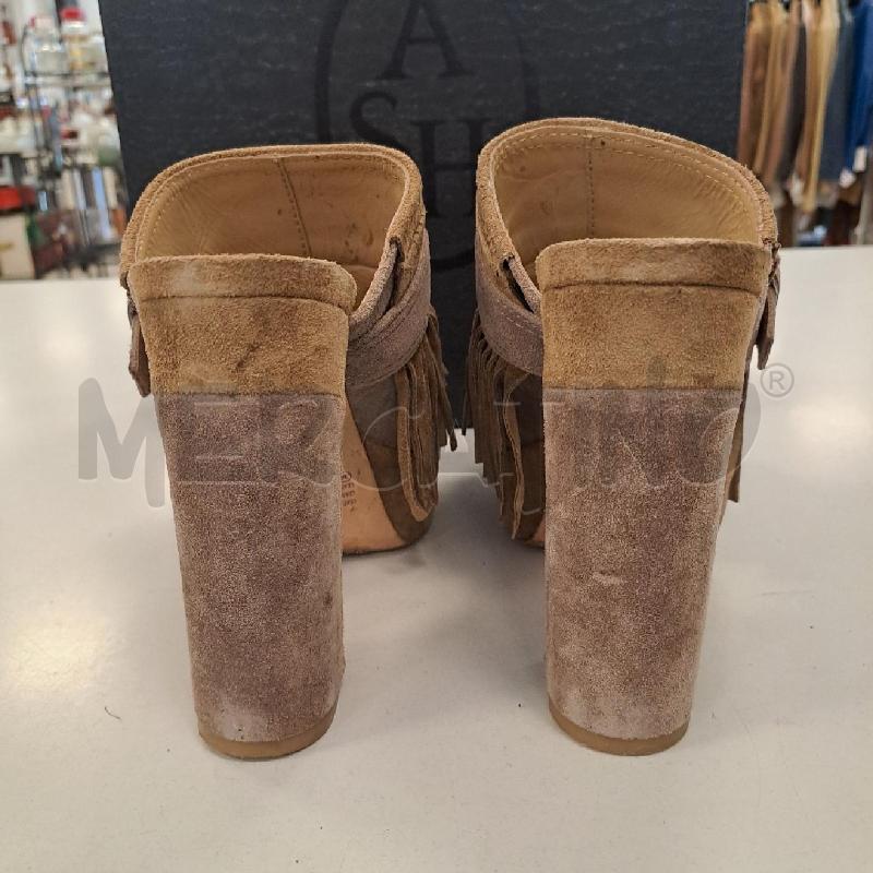 SABOT ASH SUEDE BEIGE E NOCCIOLA FRANGE | Mercatino dell'Usato Bologna 3
