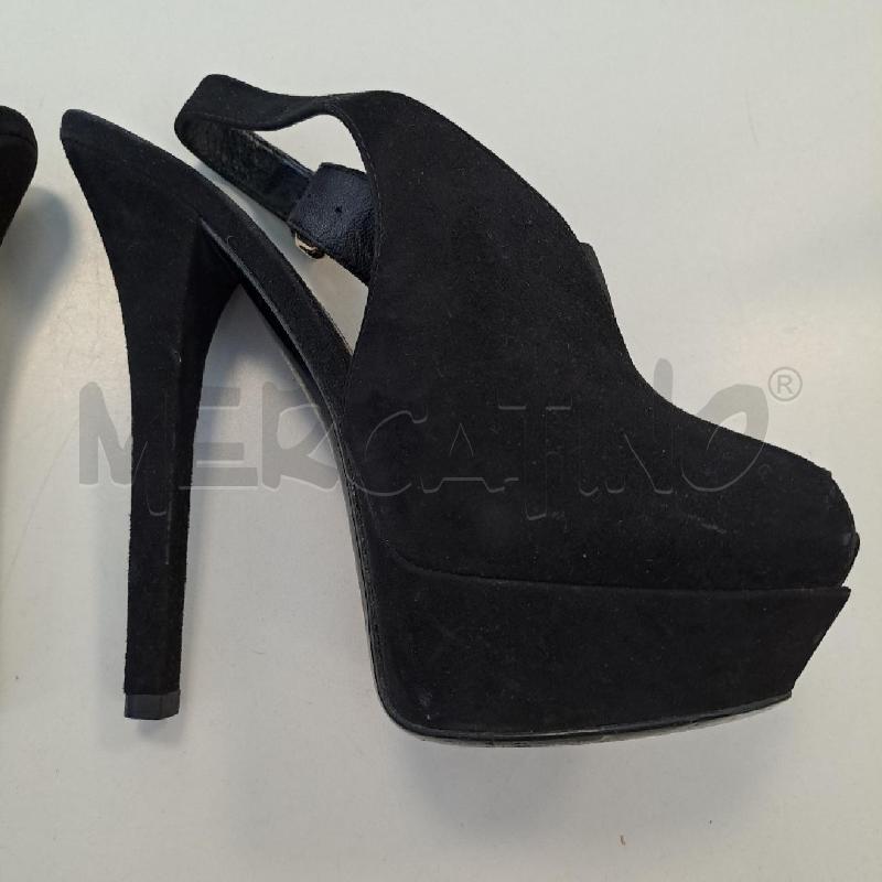 SANDALI DONNA FENDI NERO SUEDE PLATEAU | Mercatino dell'Usato Bologna 4