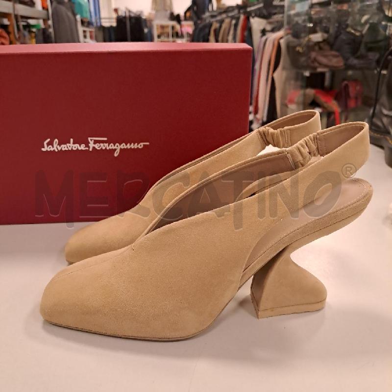 SCARPE DONNA SALVATORE FERRAGAMO F HEEL SUEDE SABBIA  | Mercatino dell'Usato Bologna 3
