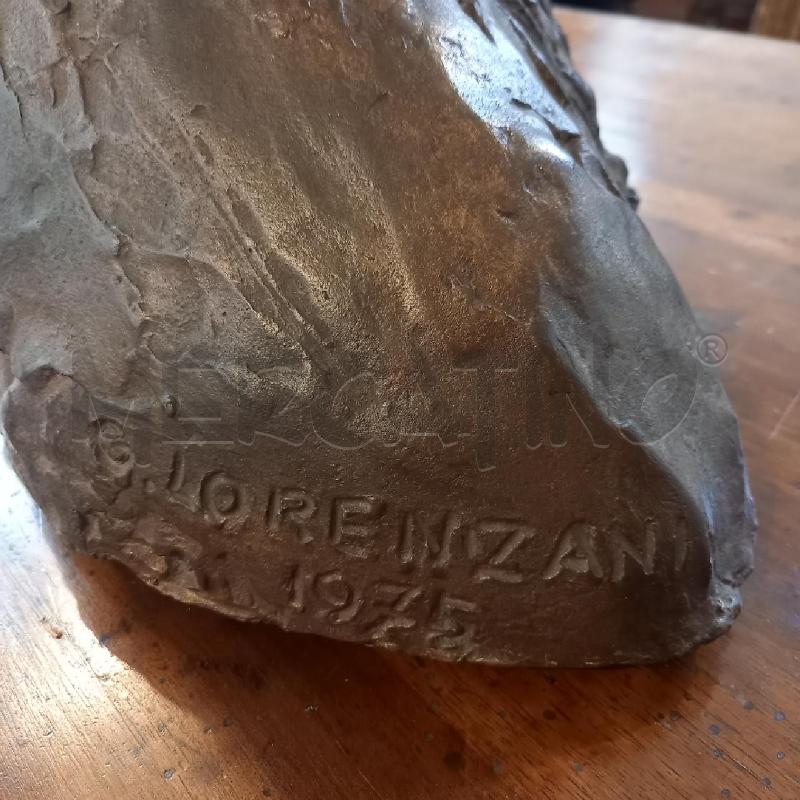 SCULTURA IN BRONZO PERSONAGGIO A FIRMA G. LORENZANI | Mercatino dell'Usato Bologna 5