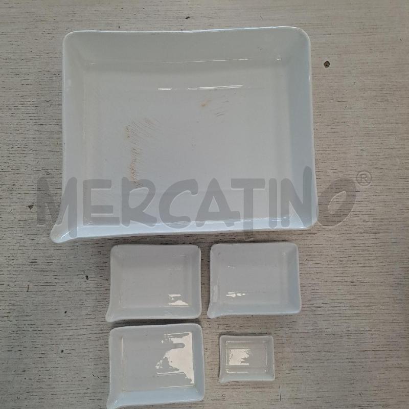 SET VASSOI CERAMICA RICHARD  DI SVILUPPO 5 PZ  | Mercatino dell'Usato Bologna 2