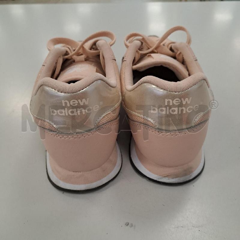 SNEAKERS DONNA NEW BALANCE CIPRIA | Mercatino dell'Usato Bologna 2