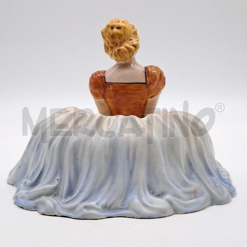 STATUINA DAMA IN CERAMICA GONNA CELESTE | Mercatino dell'Usato Bologna 2
