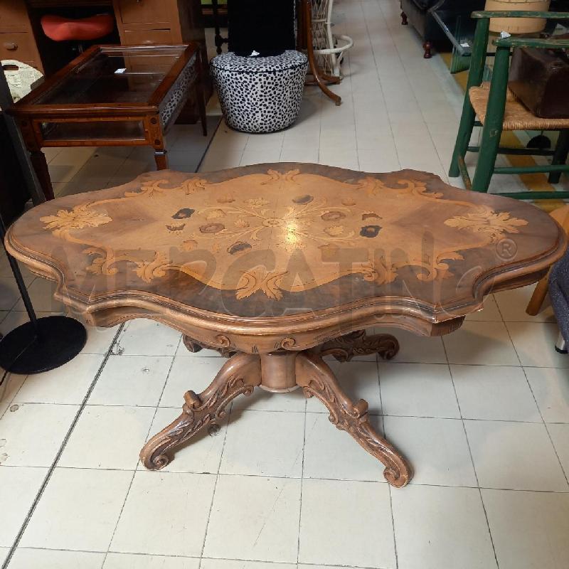 TAVOLO DA CAFFE' PIANO CON INTARSI IN STILE | Mercatino dell'Usato Bologna 1