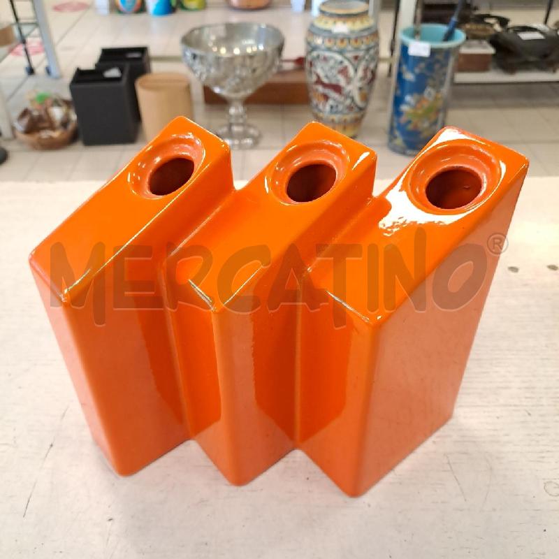 VASO ARANCIO IL PICCHIO CON SBECCATURA | Mercatino dell'Usato Bologna 2