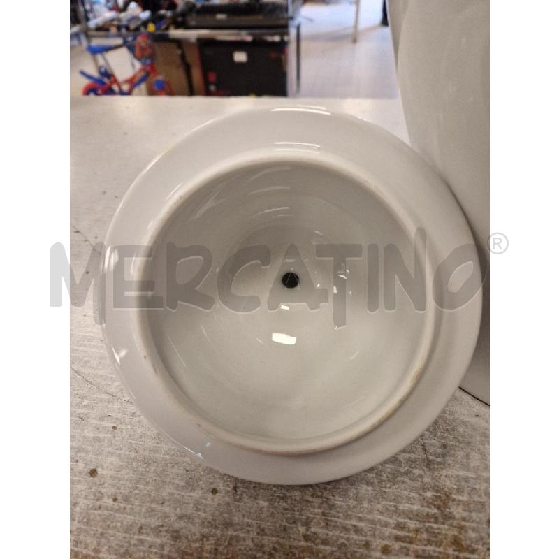 VASO BIANCO CERAMICA RICHARD GINORI CON TAPPO | Mercatino dell'Usato Bologna 4