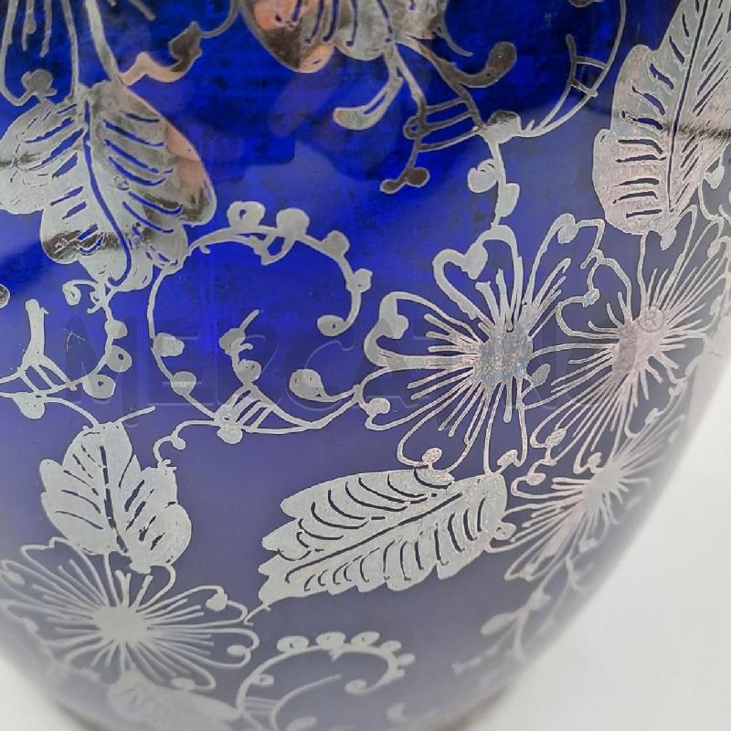VASO IN VETRO BLU  VECCHIO  DECORI ARGENTO  | Mercatino dell'Usato Bologna 4