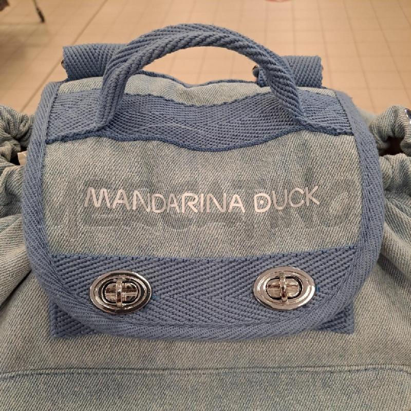 ZAINETTO DONNA MANDARINA DUCK JEANS CHIARO | Mercatino dell'Usato Bologna 3