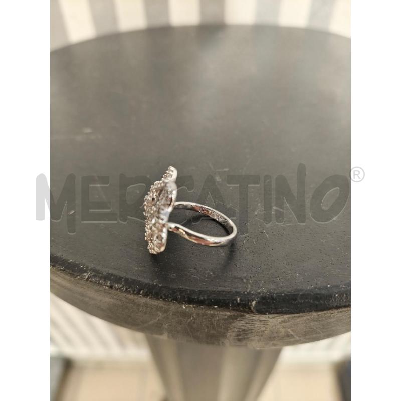 ANELLO DONNA SWAROVSKI FIORE STRASS | Mercatino dell'Usato Campobasso 4