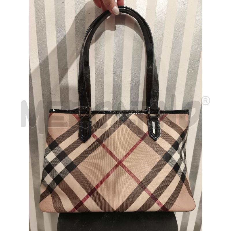 BORSA DONNA BURBERRY VERNICE NERA E CHECK | Mercatino dell'Usato Campobasso 1