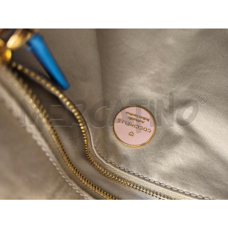 BORSA DONNA COCCINELLE AZZURRA PETROLIO SCAMOSCIATA | Mercatino dell'Usato Campobasso 5