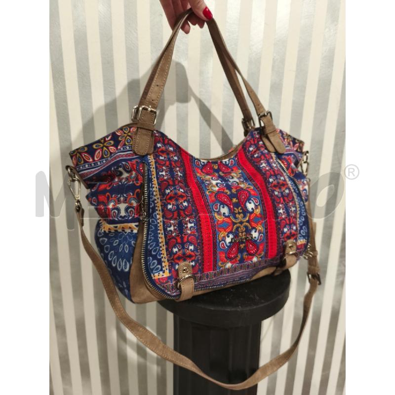 BORSA DONNA DESIGUAL SCAMOSCIATO BEIGE TESSUTO BLU ROSSO | Mercatino dell'Usato Campobasso 1