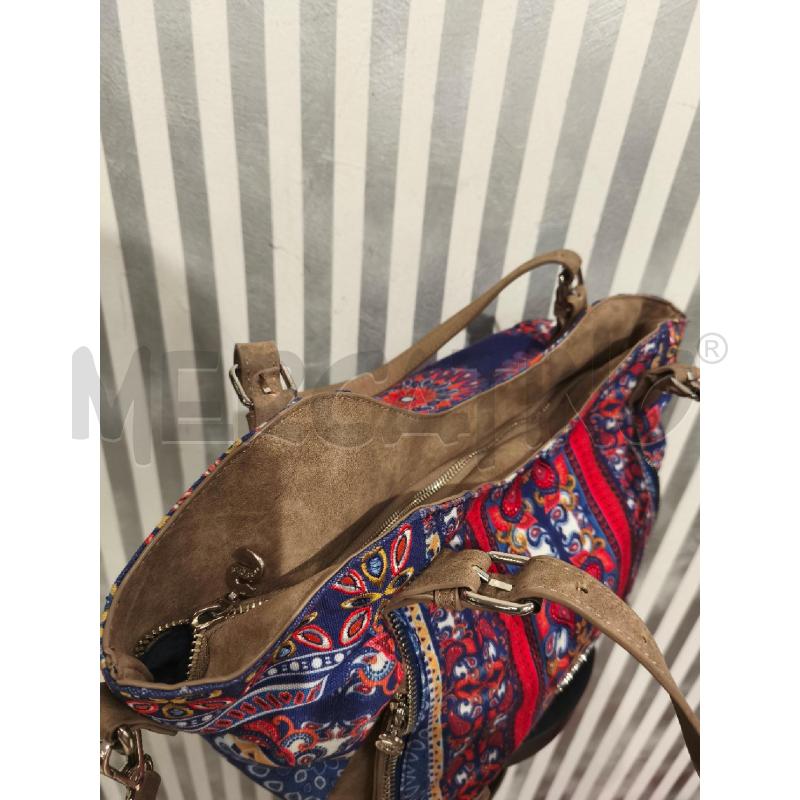 BORSA DONNA DESIGUAL SCAMOSCIATO BEIGE TESSUTO BLU ROSSO | Mercatino dell'Usato Campobasso 4