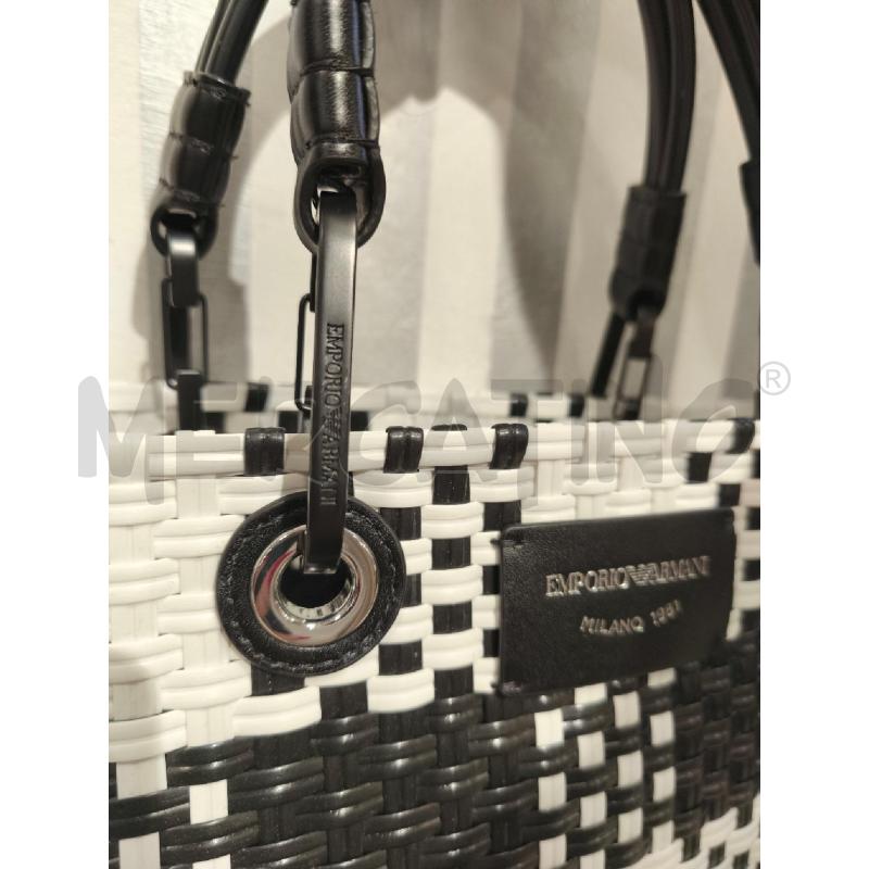 BORSA DONNA EMPORIO ARMANI INCROCI BIANCHI E NERI | Mercatino dell'Usato Campobasso 5