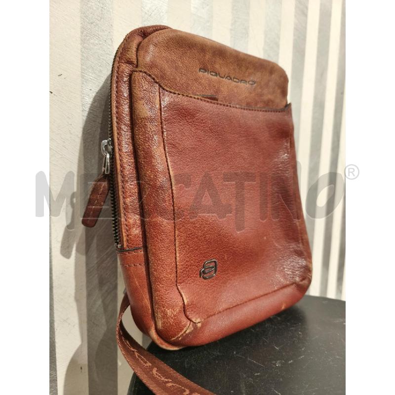 BORSELLO PIQUADRO MARRONCINO | Mercatino dell'Usato Campobasso 2
