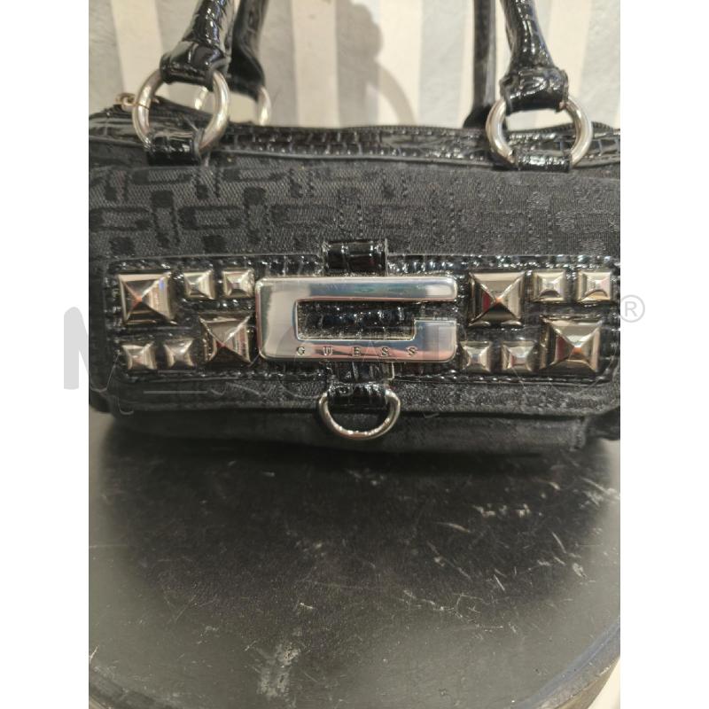 BORSETTA DONNA GUESS NERA PICCOLINA | Mercatino dell'Usato Campobasso 2