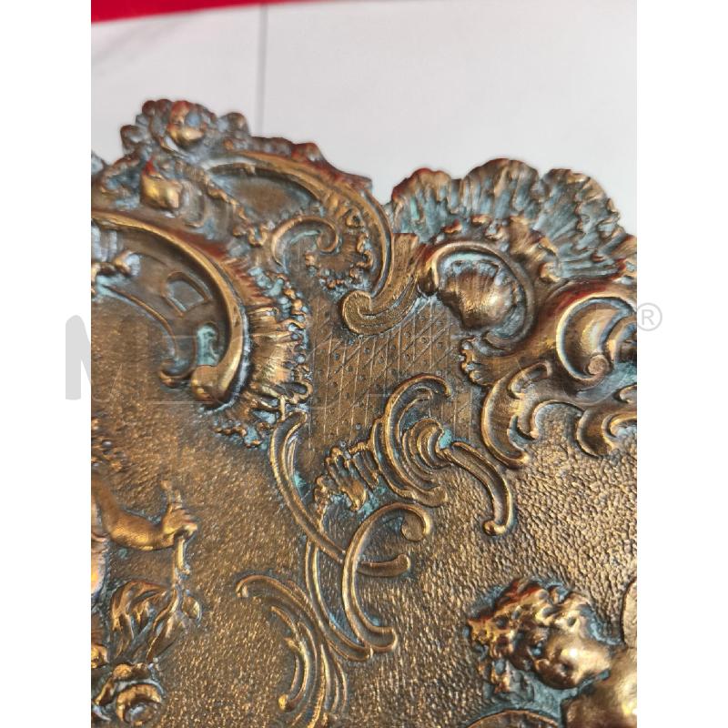 CENTROTAVOLA BRONZO PUTTI ALATI  DIAM 30 CM | Mercatino dell'Usato Campobasso 3