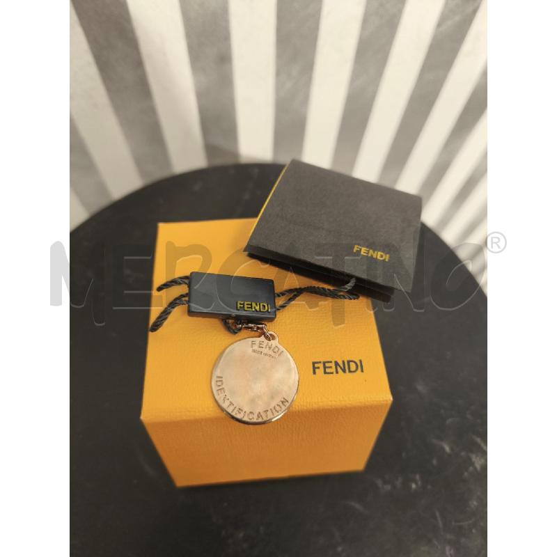 CIONDOLO FENDI DORATO II | Mercatino dell'Usato Campobasso 1