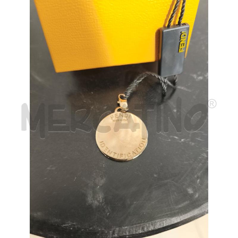 CIONDOLO FENDI DORATO II | Mercatino dell'Usato Campobasso 2