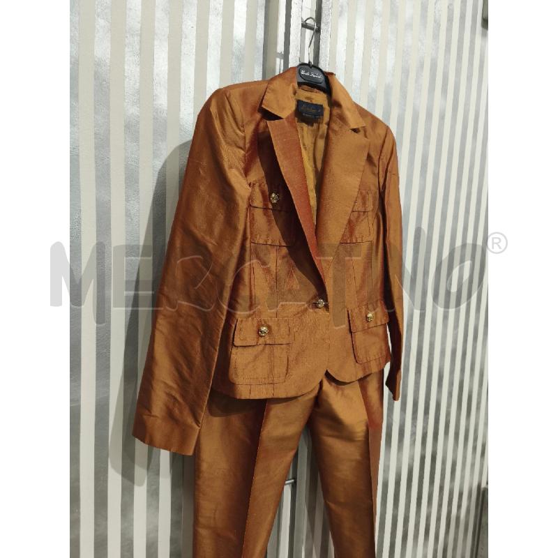 COMPLETO DONNA LUISA SPAGNOLI 100 SETA ARANCIONE BOTONI DORATI | Mercatino dell'Usato Campobasso 3