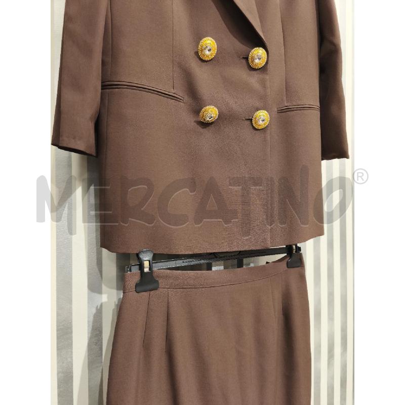COMPLETO DONNA LUISA SPAGNOLI MARRONE BOTTONI GIOIELLO | Mercatino dell'Usato Campobasso 4