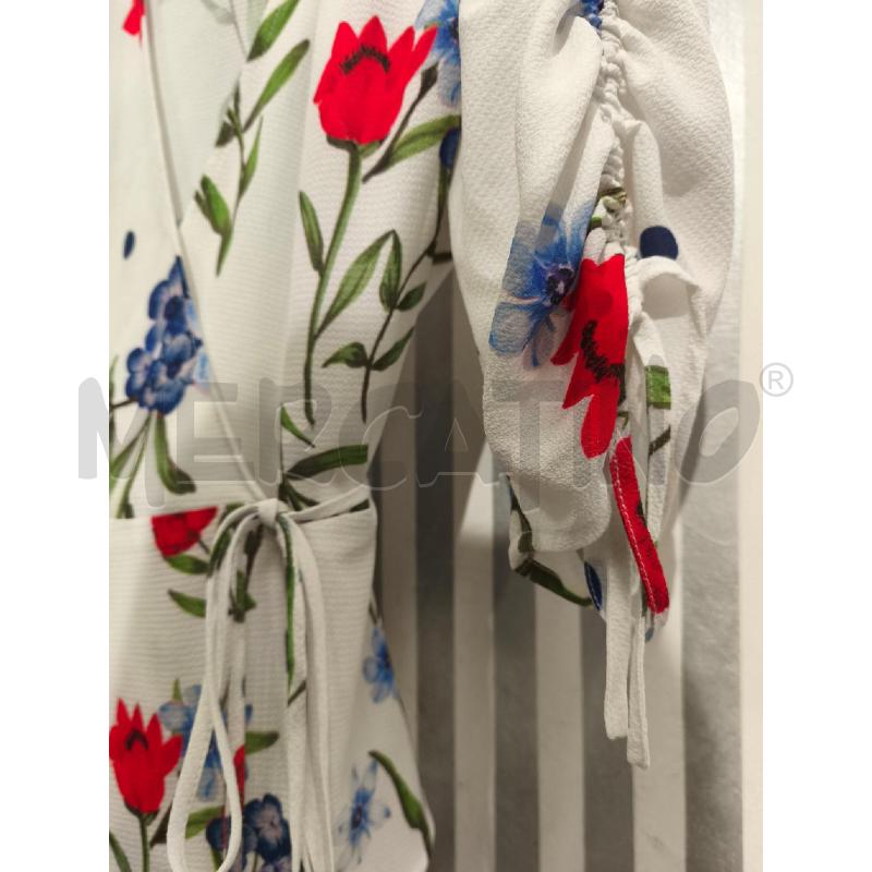 COPRI SPALLA GUESS BIANCO FIORI | Mercatino dell'Usato Campobasso 4