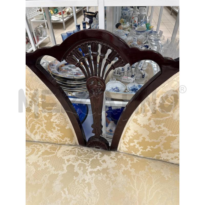 DIVANETTO STILE INGLESE LEGNO MOGANO | Mercatino dell'Usato Campobasso 2