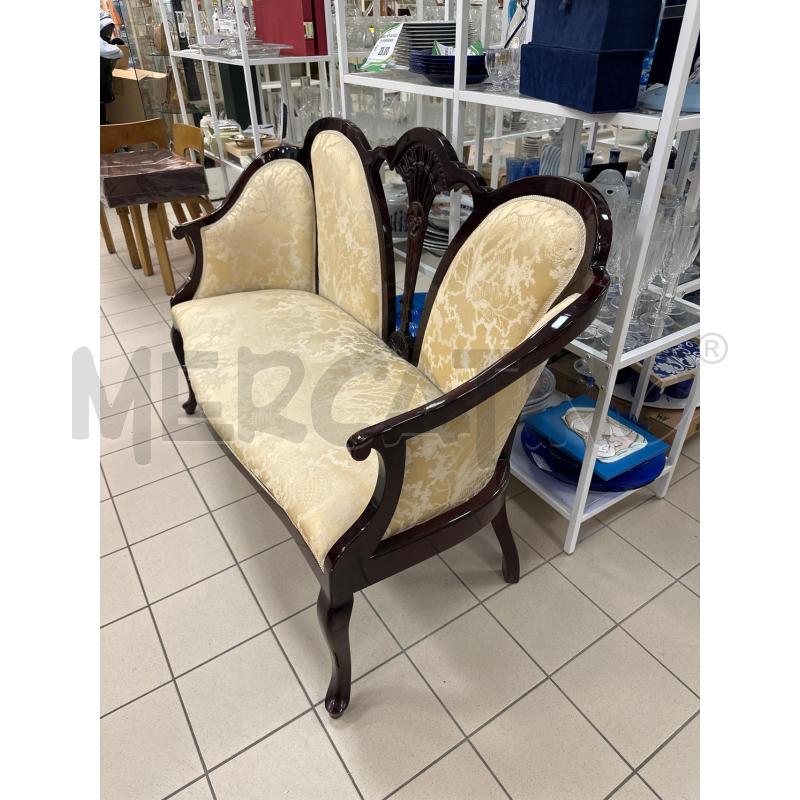 DIVANETTO STILE INGLESE LEGNO MOGANO | Mercatino dell'Usato Campobasso 3