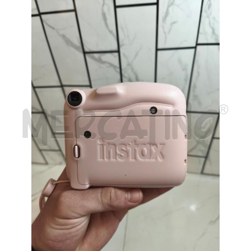 FUJIFILM INSTAX MINI 11 PINK | Mercatino dell'Usato Campobasso 2