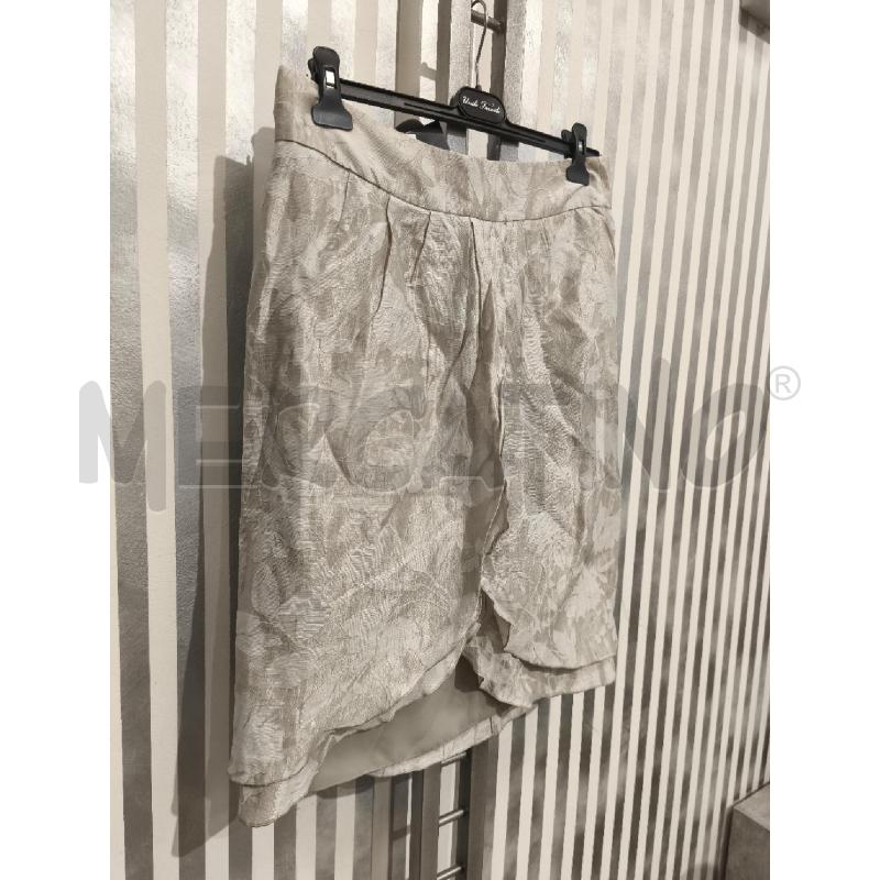 GONNA ARMANI COLLEZIONI BEIGE FIORI BIANCHI | Mercatino dell'Usato Campobasso 3