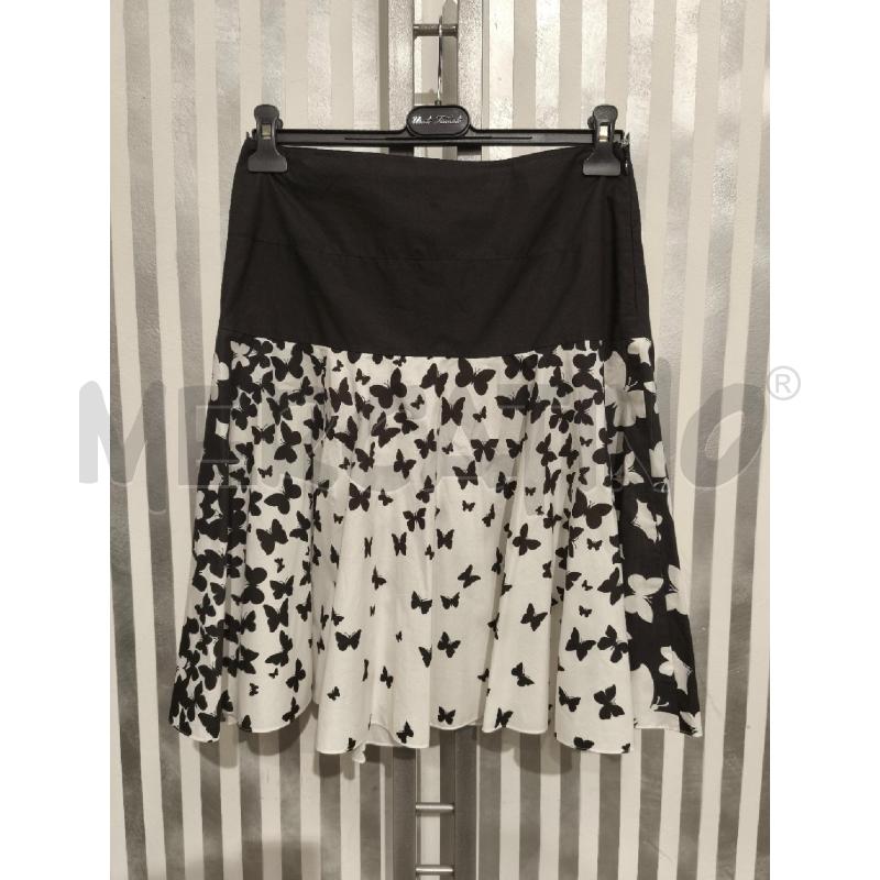 GONNA RED VALENTINO NERA BIANCA FARFALLE NERE | Mercatino dell'Usato Campobasso 1