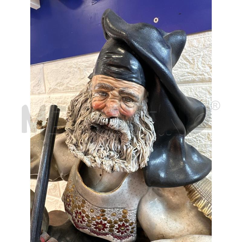 GRANDE STATUA SARDA IN CERAMICA | Mercatino dell'Usato Campobasso 2