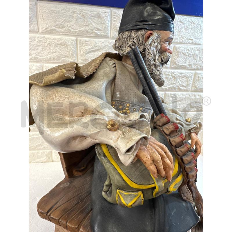 GRANDE STATUA SARDA IN CERAMICA | Mercatino dell'Usato Campobasso 5