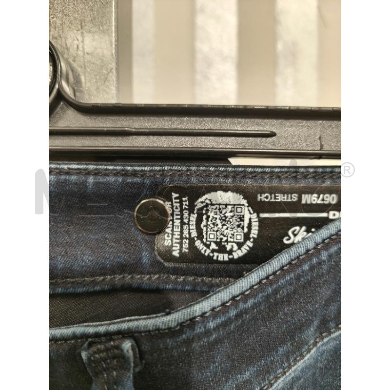 JEANS DONNA DIESEL SCURO A ZAMPA | Mercatino dell'Usato Campobasso 2
