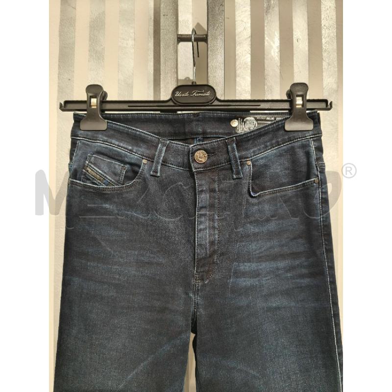 JEANS DONNA DIESEL SCURO A ZAMPA | Mercatino dell'Usato Campobasso 3