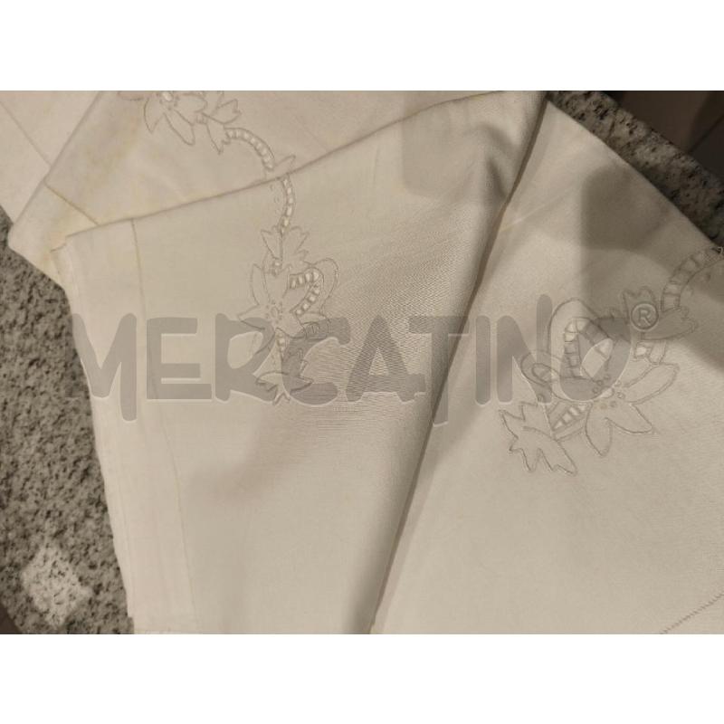 LENZUOLO MATRIMONIALE BIANCO + 2FED. CON INTAGLI | Mercatino dell'Usato Campobasso 5