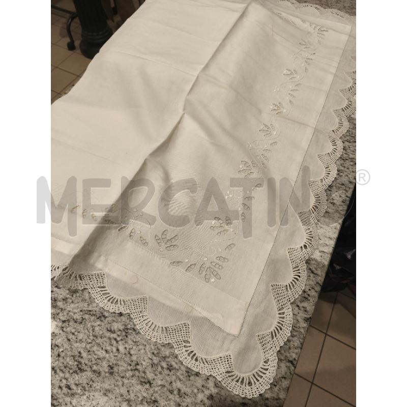 LENZUOLO MATRIMONIALE PANNA + 2 FED. CON INTAGLI E MERLETTO | Mercatino dell'Usato Campobasso 2